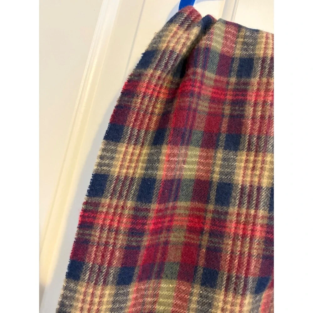 Chaps Ralph Lauren‎ Plaid Scarf Wrap Burgundy Navy Tan Tartan Frayed Edge Soft